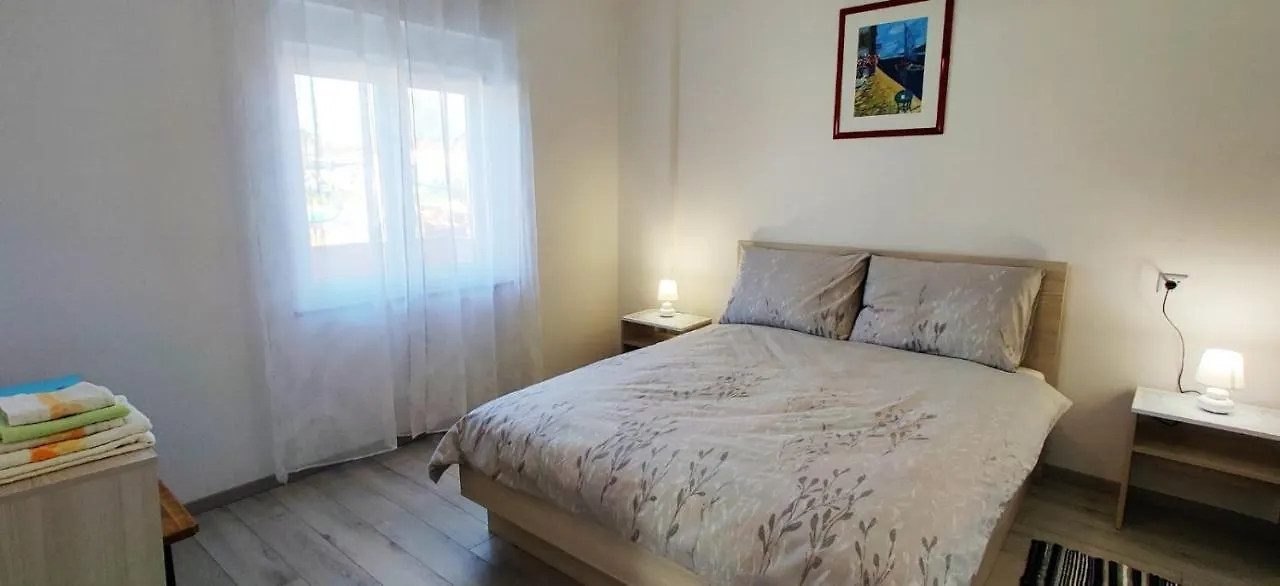 Medulin: Blue Oasis For A Perfect Vacation Apartment 0*, Medulin